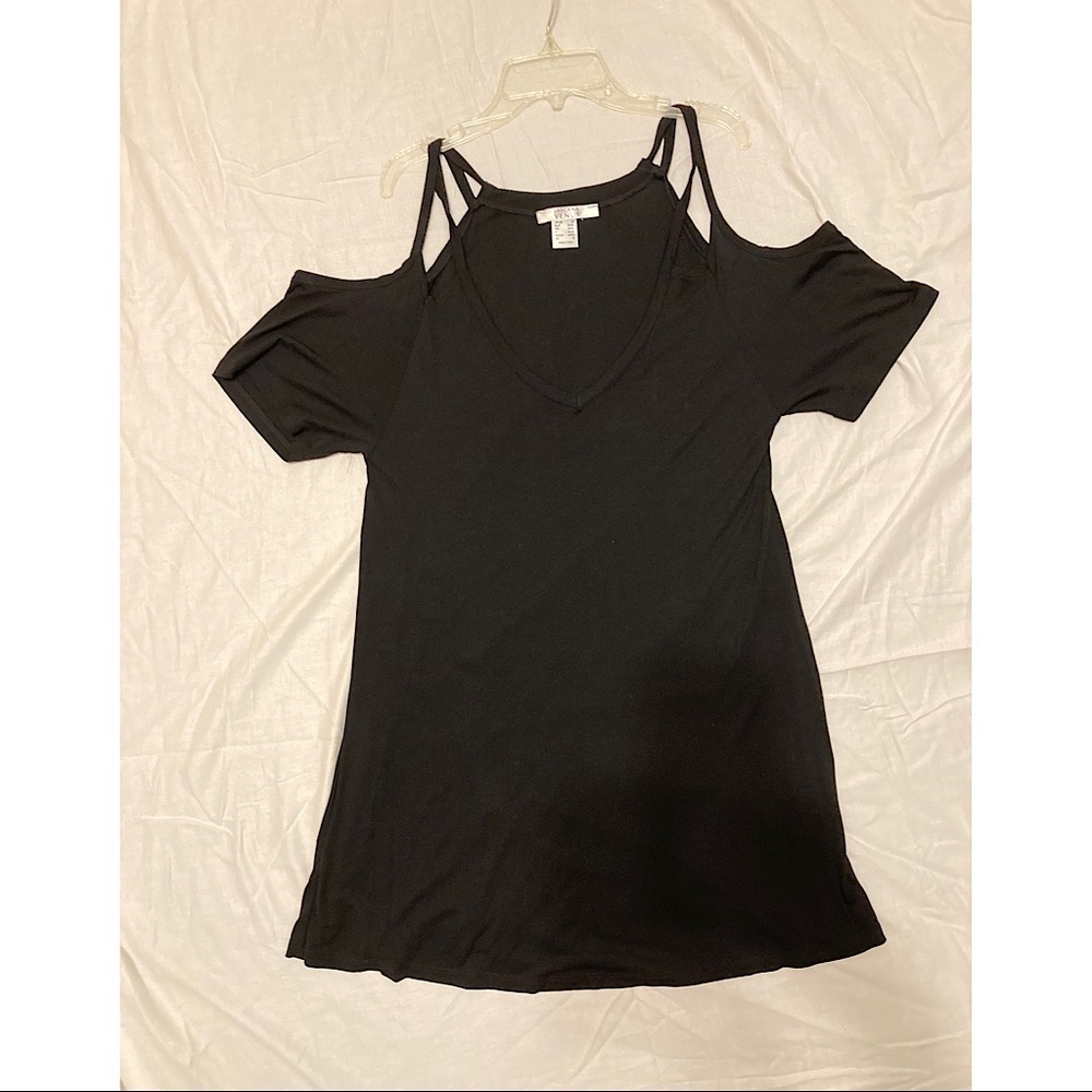 NWOT LASCANA for VENUS STRAPPY COLD SHOULDER TOP SIZE M. BLACK